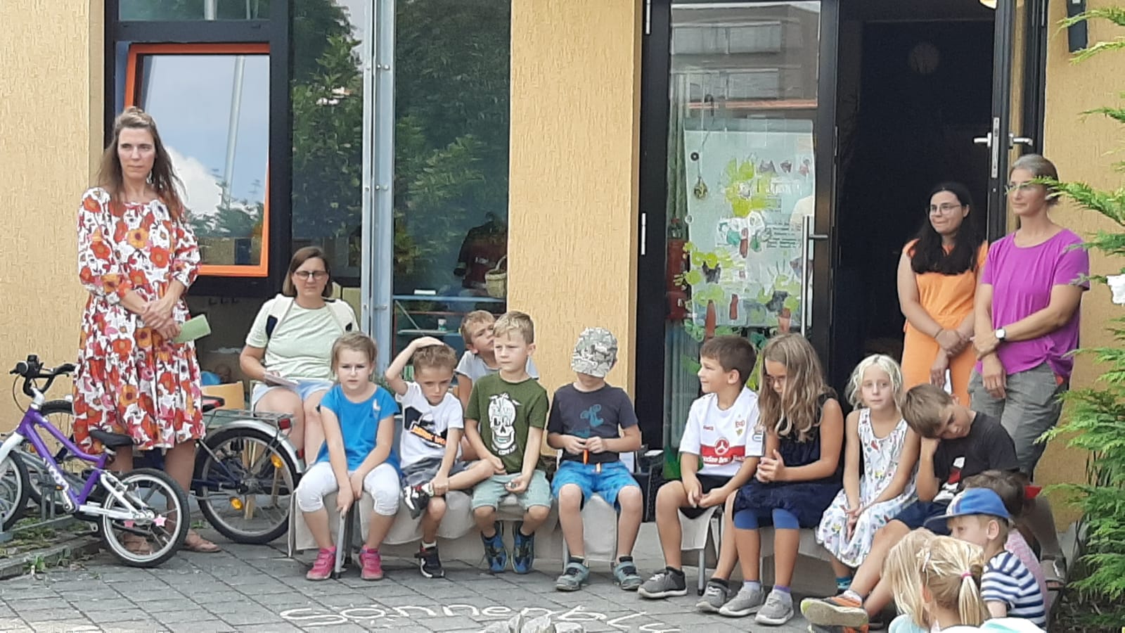 Abschied der Sonnenblumenkinder aus dem Vaterunser-Kindergarten